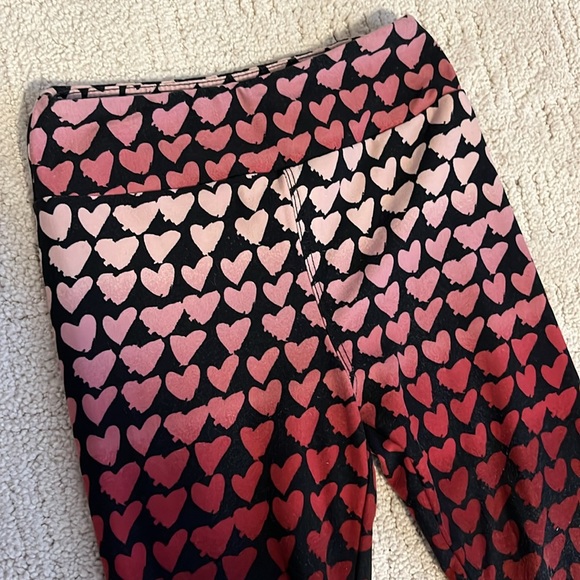 Lularoe | Little Girl Valentine’s Leggings S/M - Picture 4 of 10